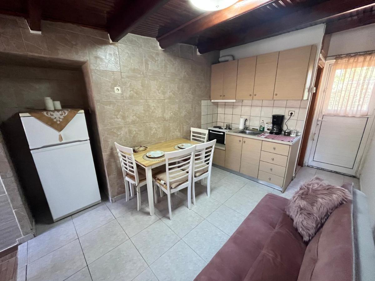 Artemis Apartment Near Athens Airport Ngoại thất bức ảnh